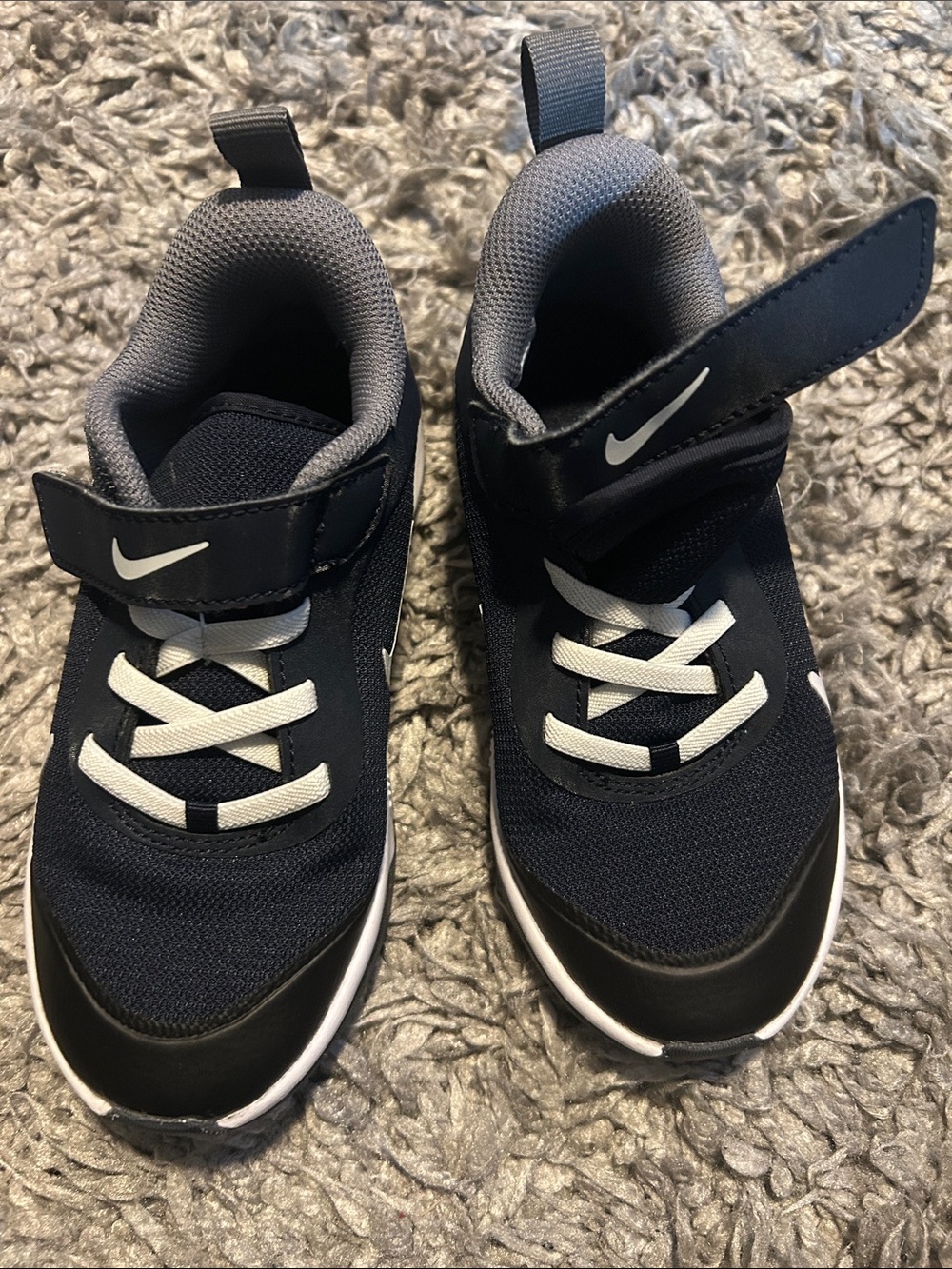 Nike Kids' Black, blue and White Velcro Athletic Sneakers